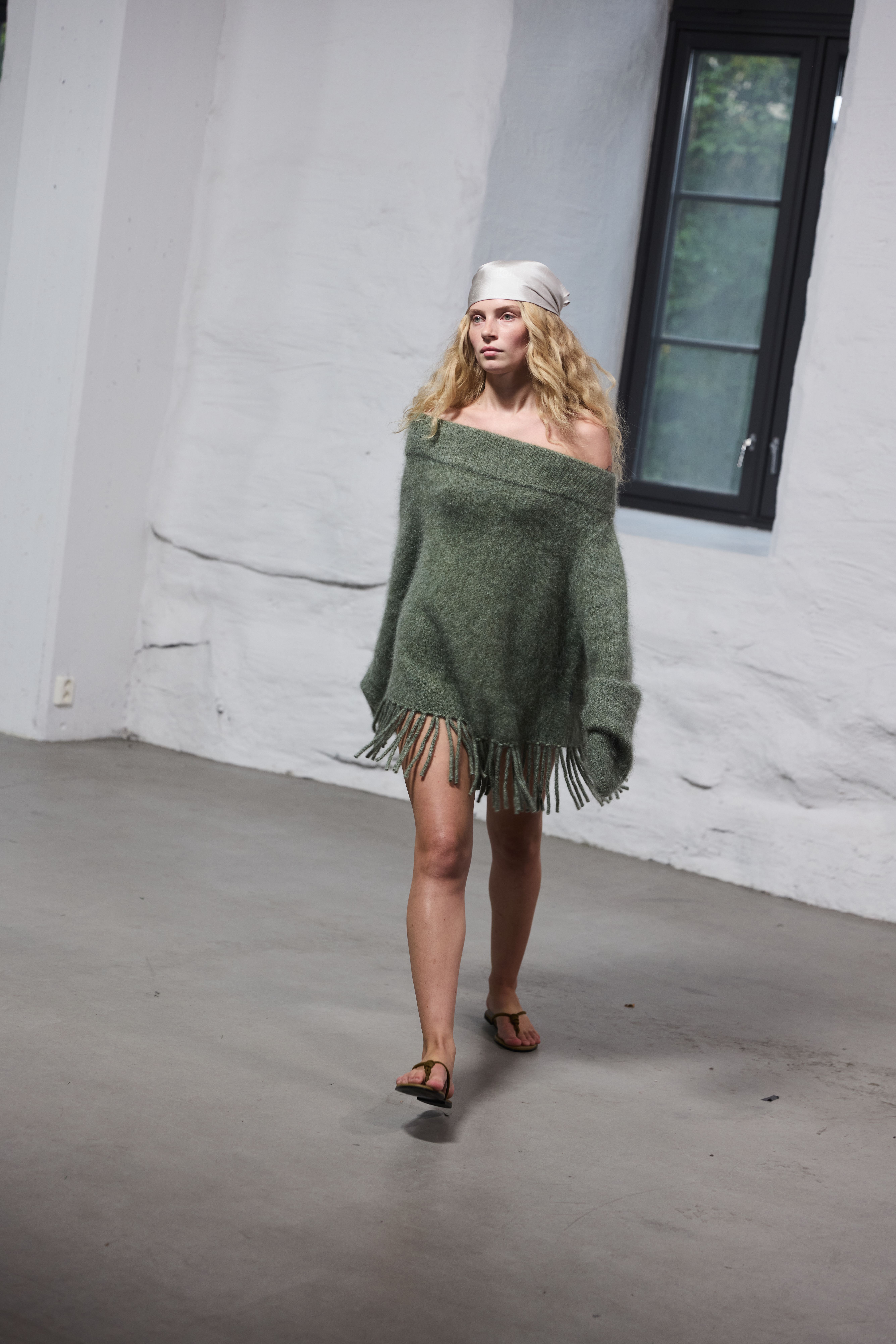 Ella&il knitwear photographed outdoors